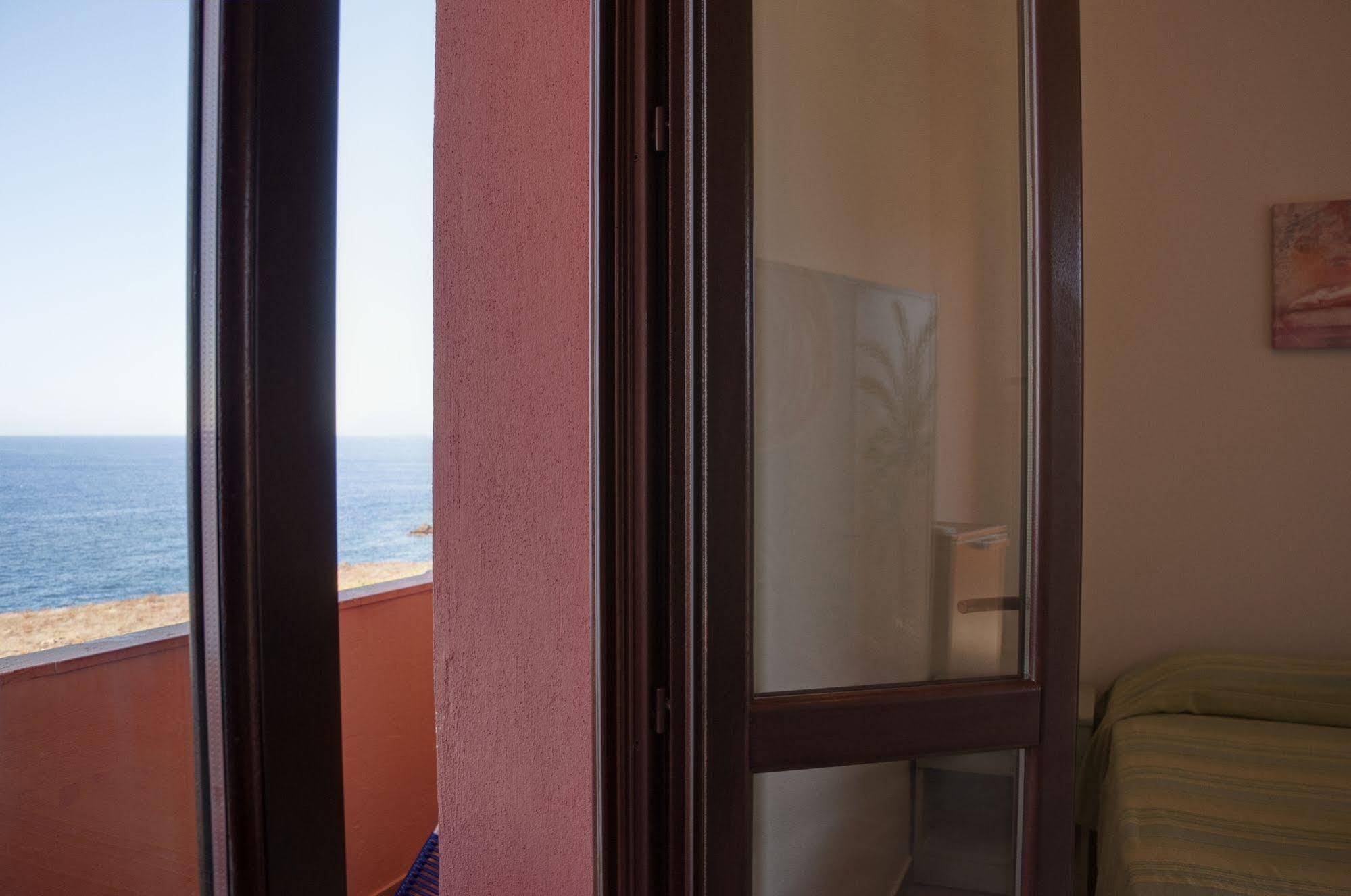 Hotel Bue Marino Pantelleria Ngoại thất bức ảnh