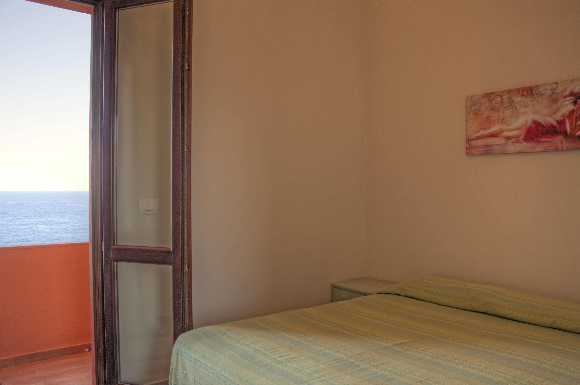 Hotel Bue Marino Pantelleria Ngoại thất bức ảnh